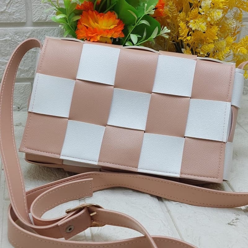 Cross body bag