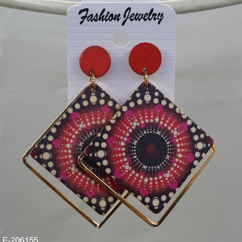 Stylish earrings