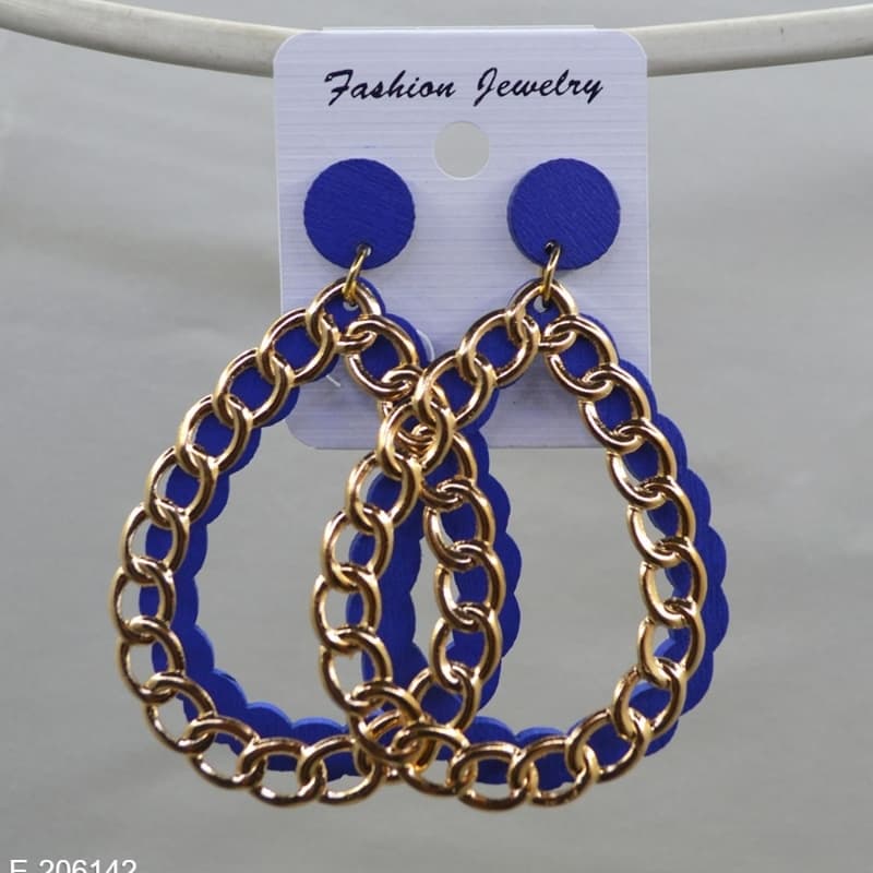 Stylish earrings