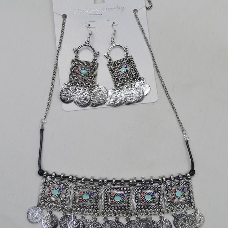 Trendy jewellery set