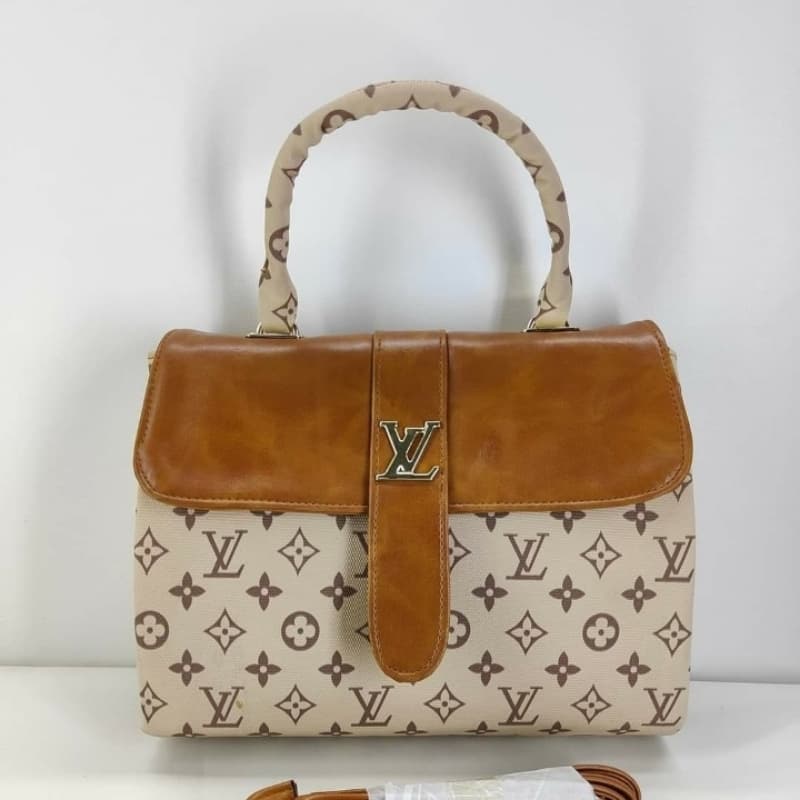 Hand bag