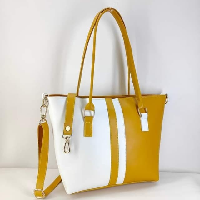 Hand bag /shoulder bag