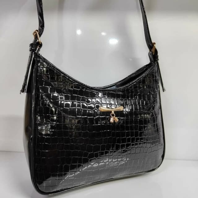 Hand bag