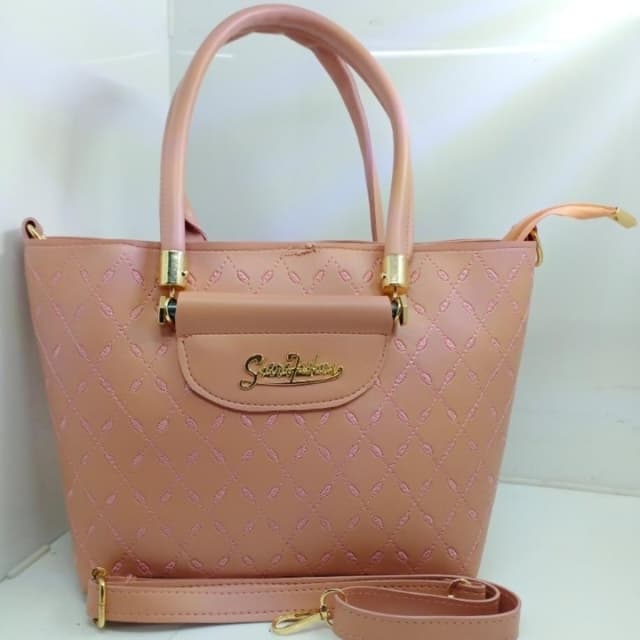 Hand bag (.3)