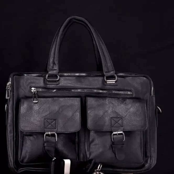 Laptop bag. O1